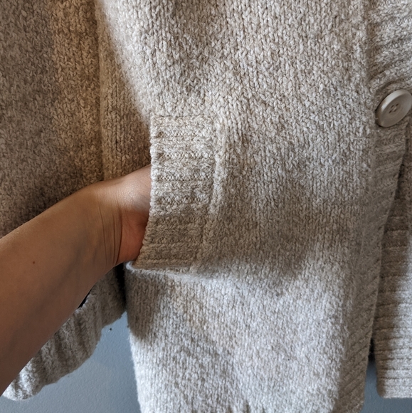 Dalia Cardigan - Picture 2 of 5